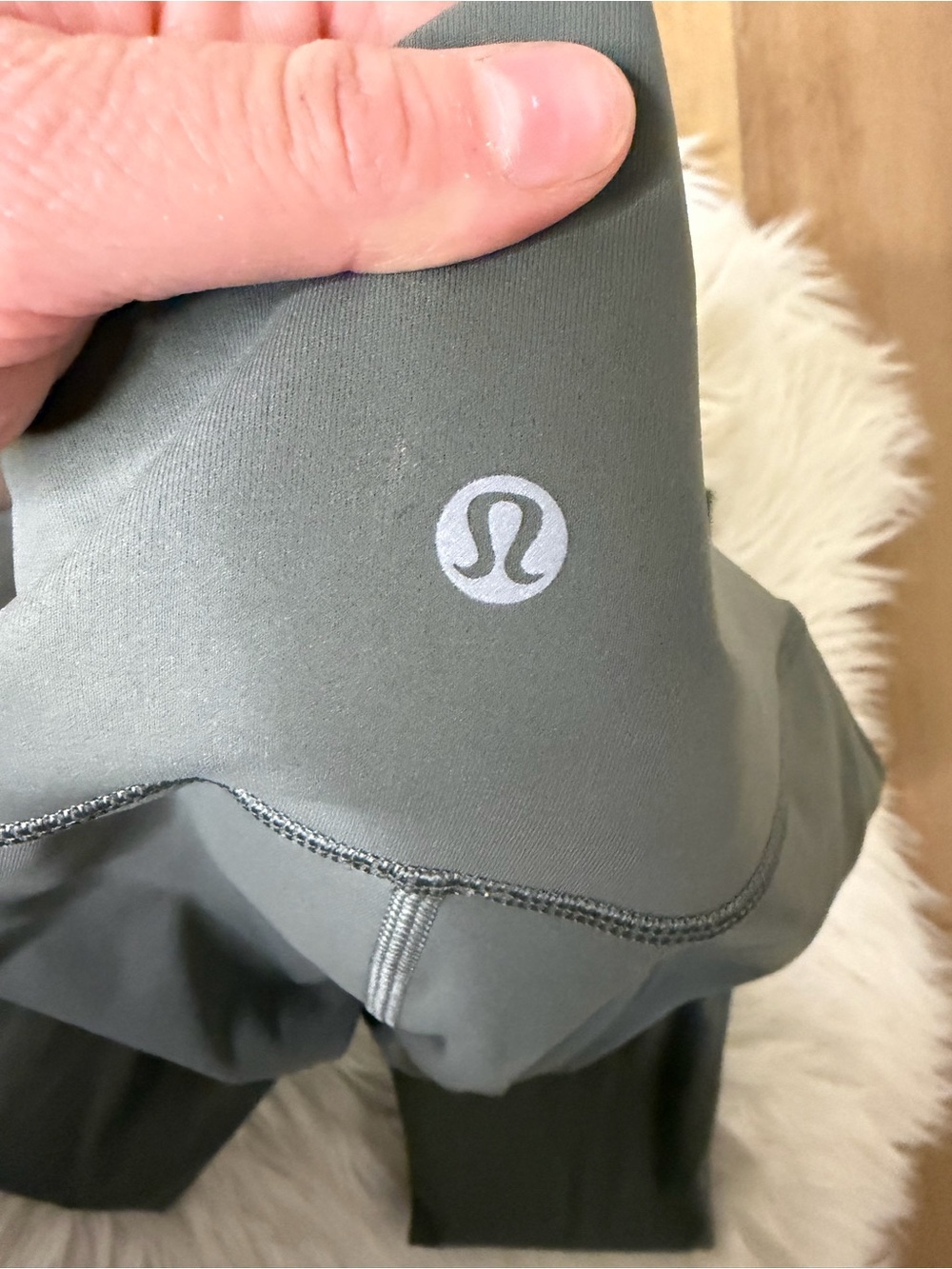 lululemon athletica High-Rise Wunder Train 25 inch Leggings in Sage Green Size 2 - Picture 5 of 5